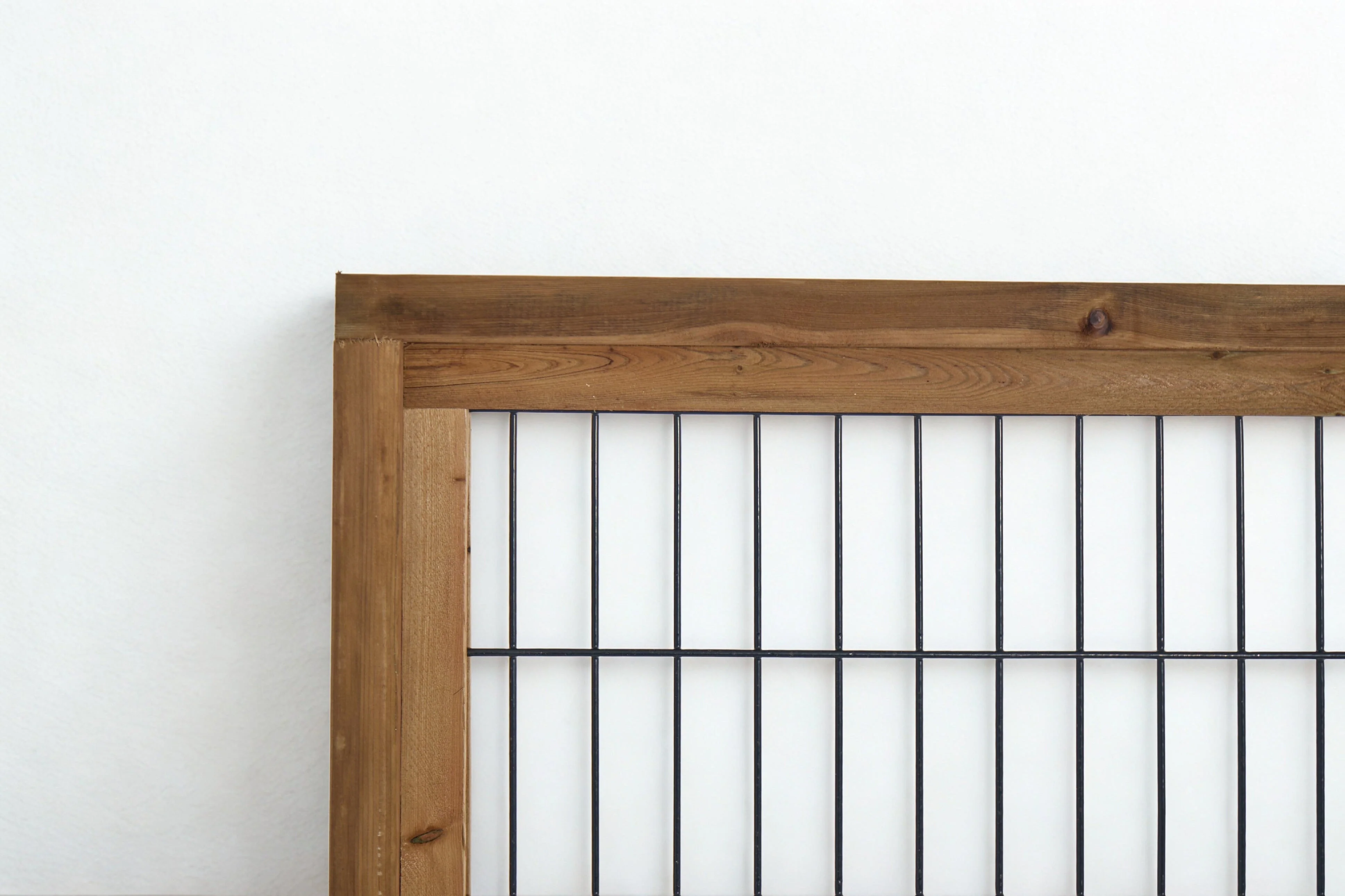 Brown Cattle Panel Fence - Image 9