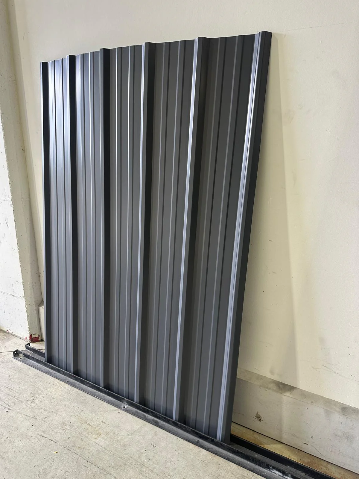 Classic Rib Metal Roofing Panels - Image 10