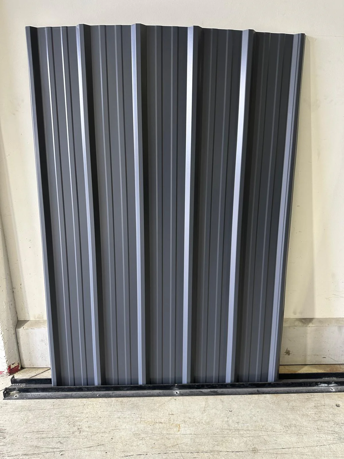 Classic Rib Metal Roofing Panels - Image 9