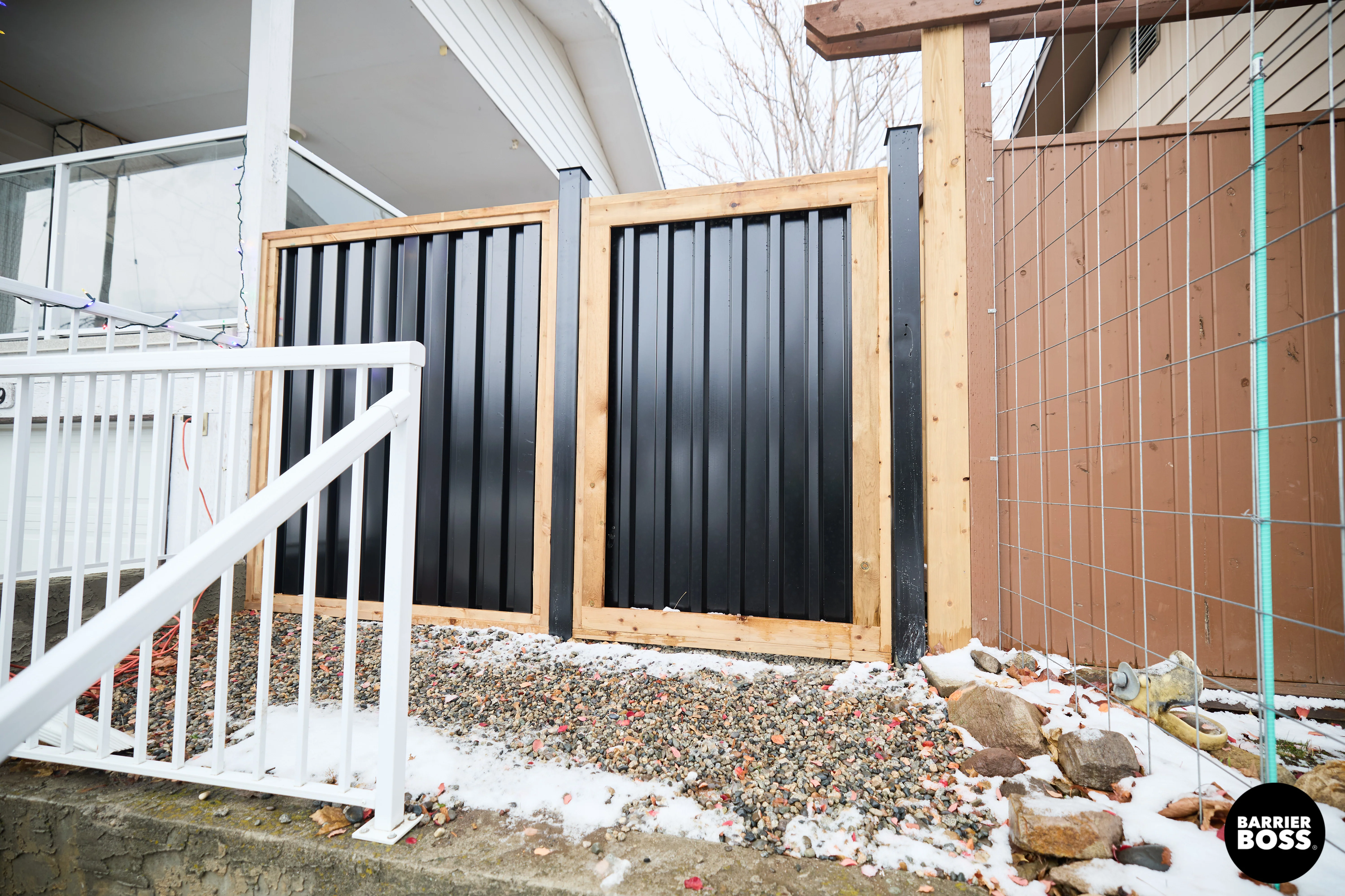 Metal Fence Posts - Image 12