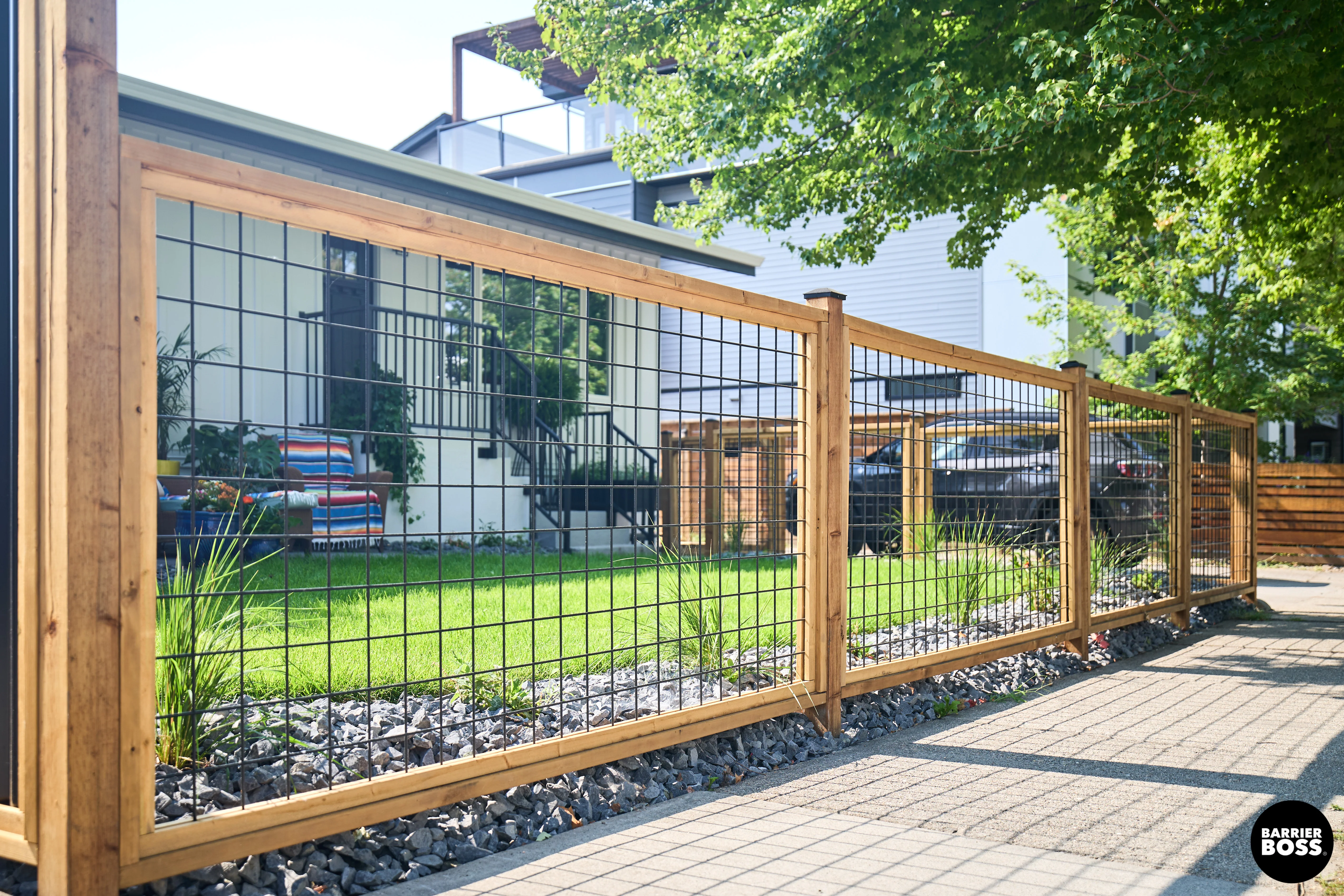 Black Hog Wire Fence Panels - Image 30