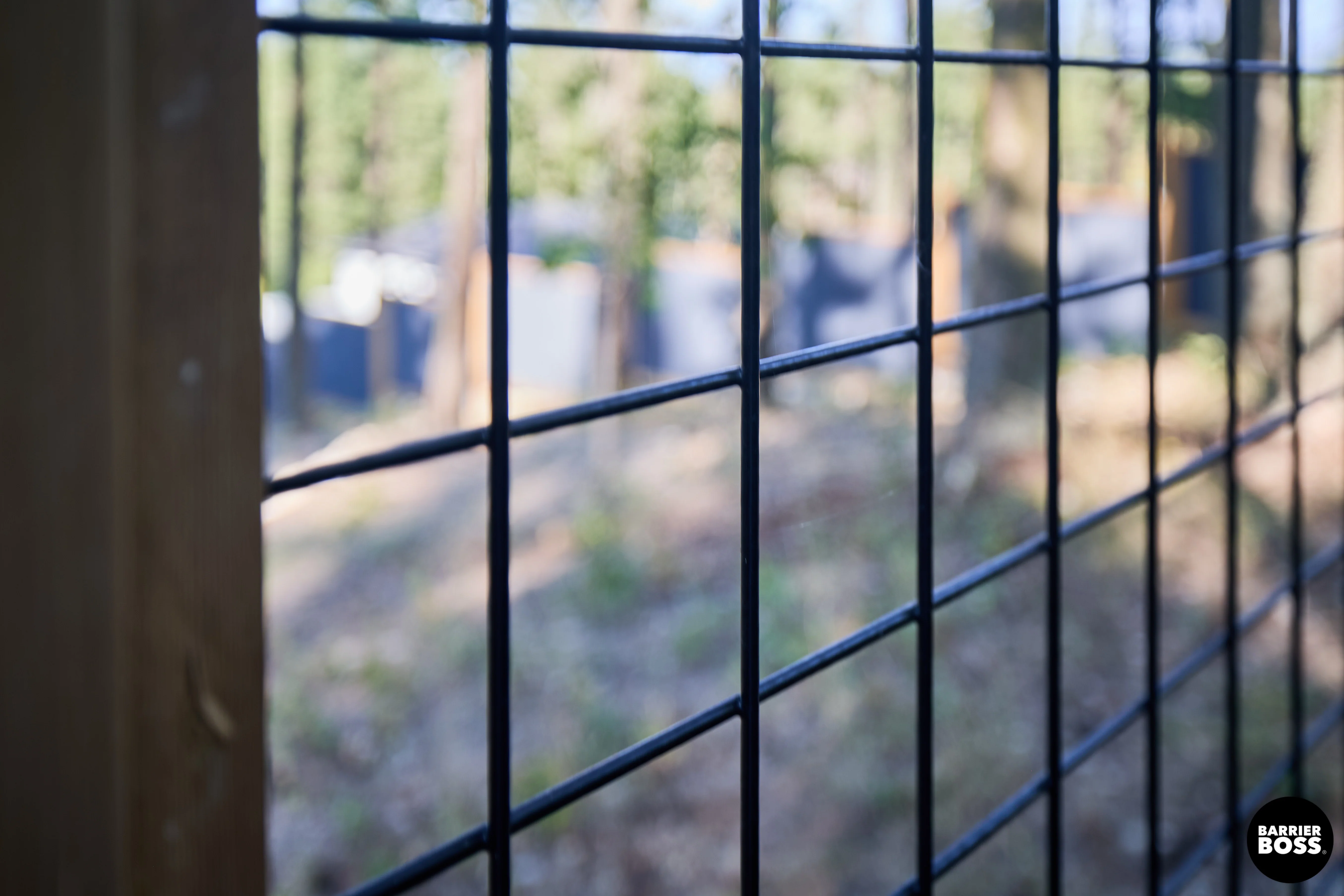 Black Hog Wire Fence Panels - Image 31
