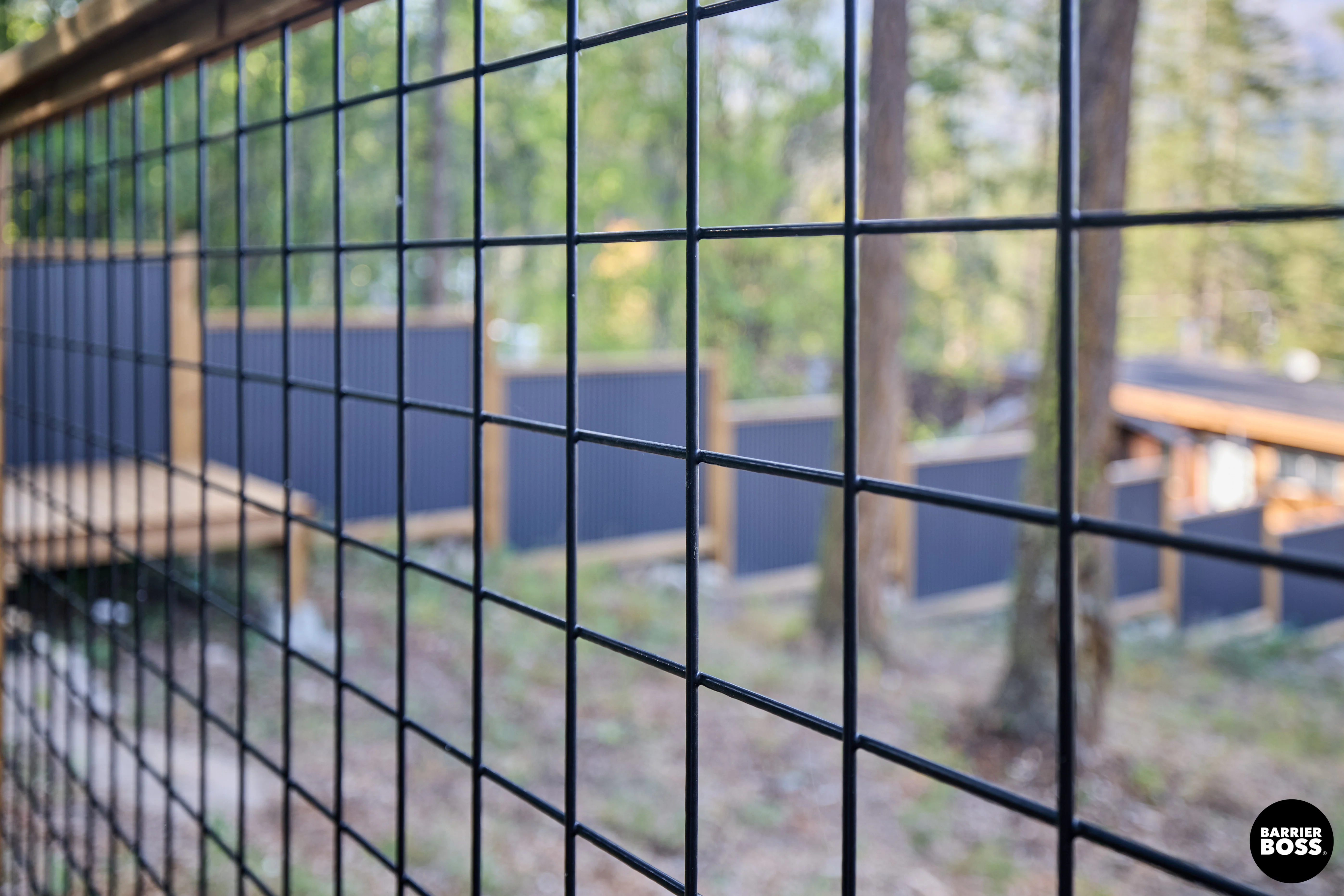 Black Hog Wire Fence Panels - Image 36