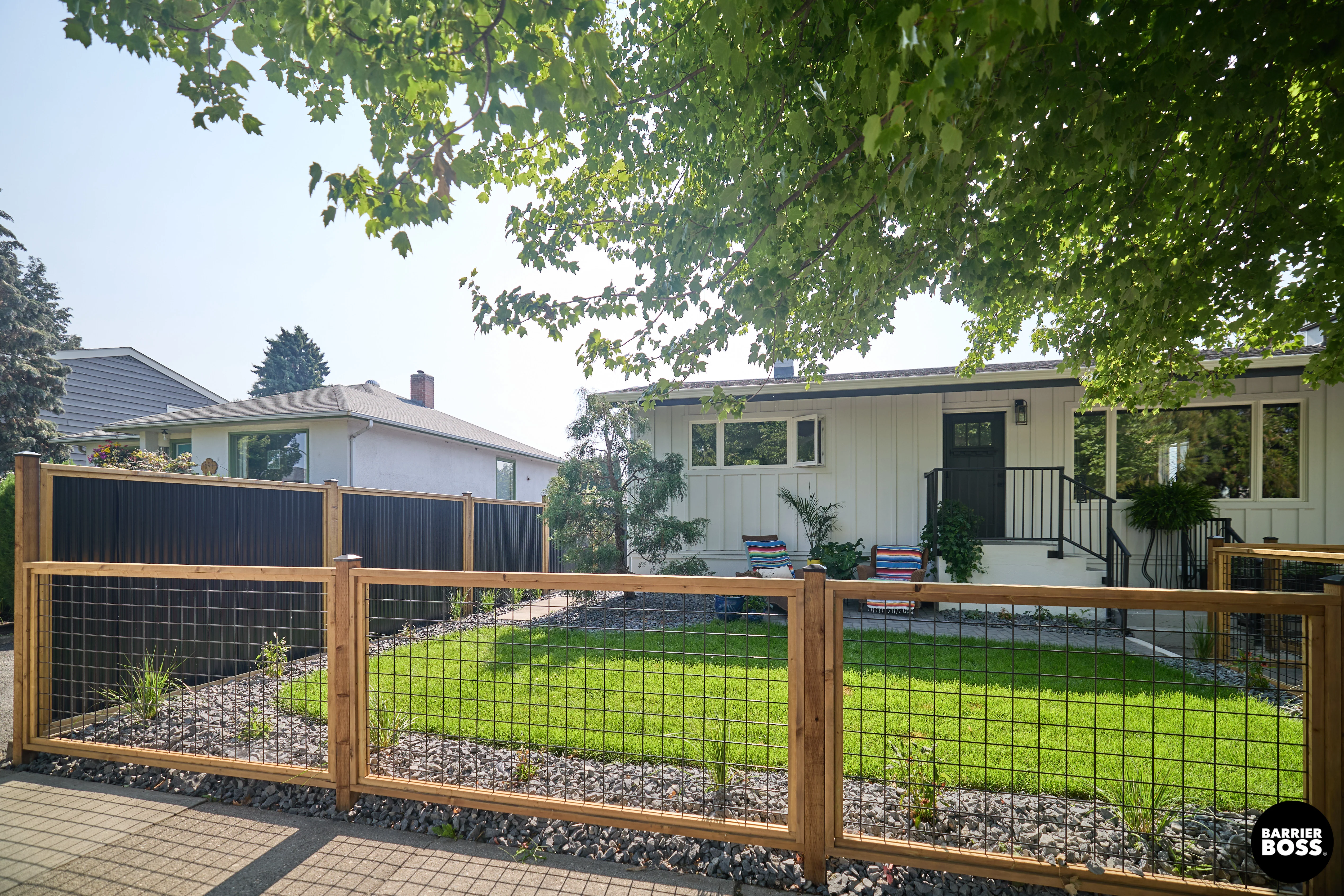 Black Hog Wire Fence Panels - Image 50