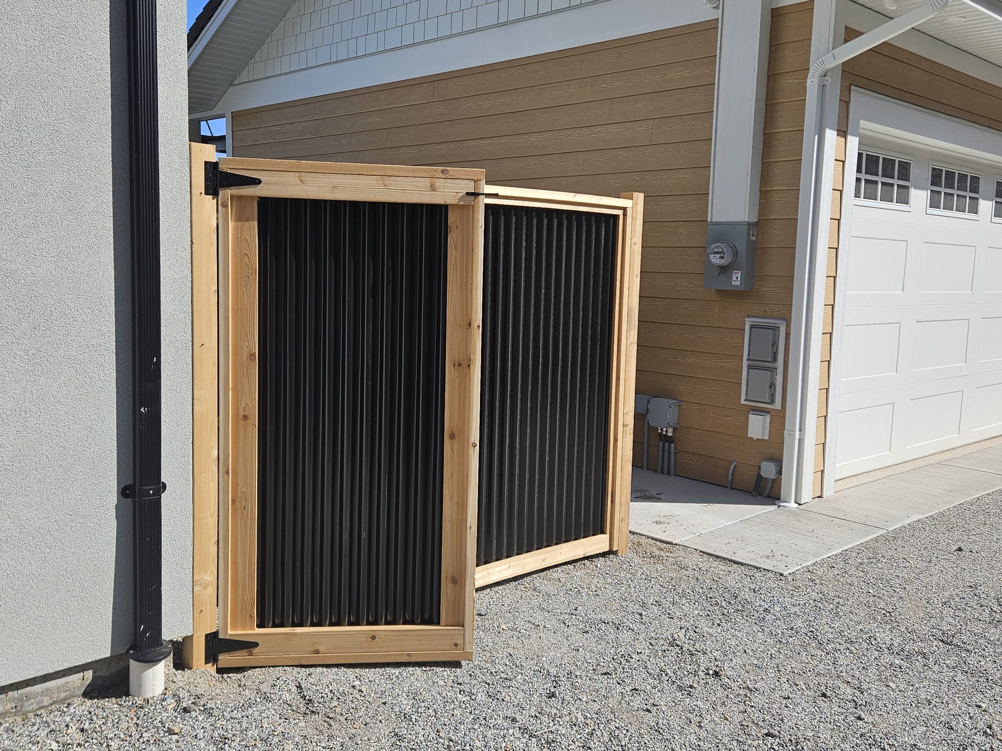 Corrugated Metal Privacy Fence Panels – Cedar Wood Frame - Image 42